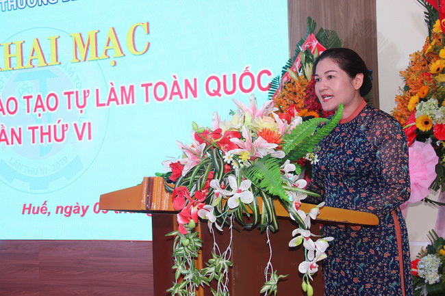 Thứ trưởng Bộ Lao động, Thương binh và Xã hội Nguyễn Thị Hà, phát biểu chào mừng Hội thi