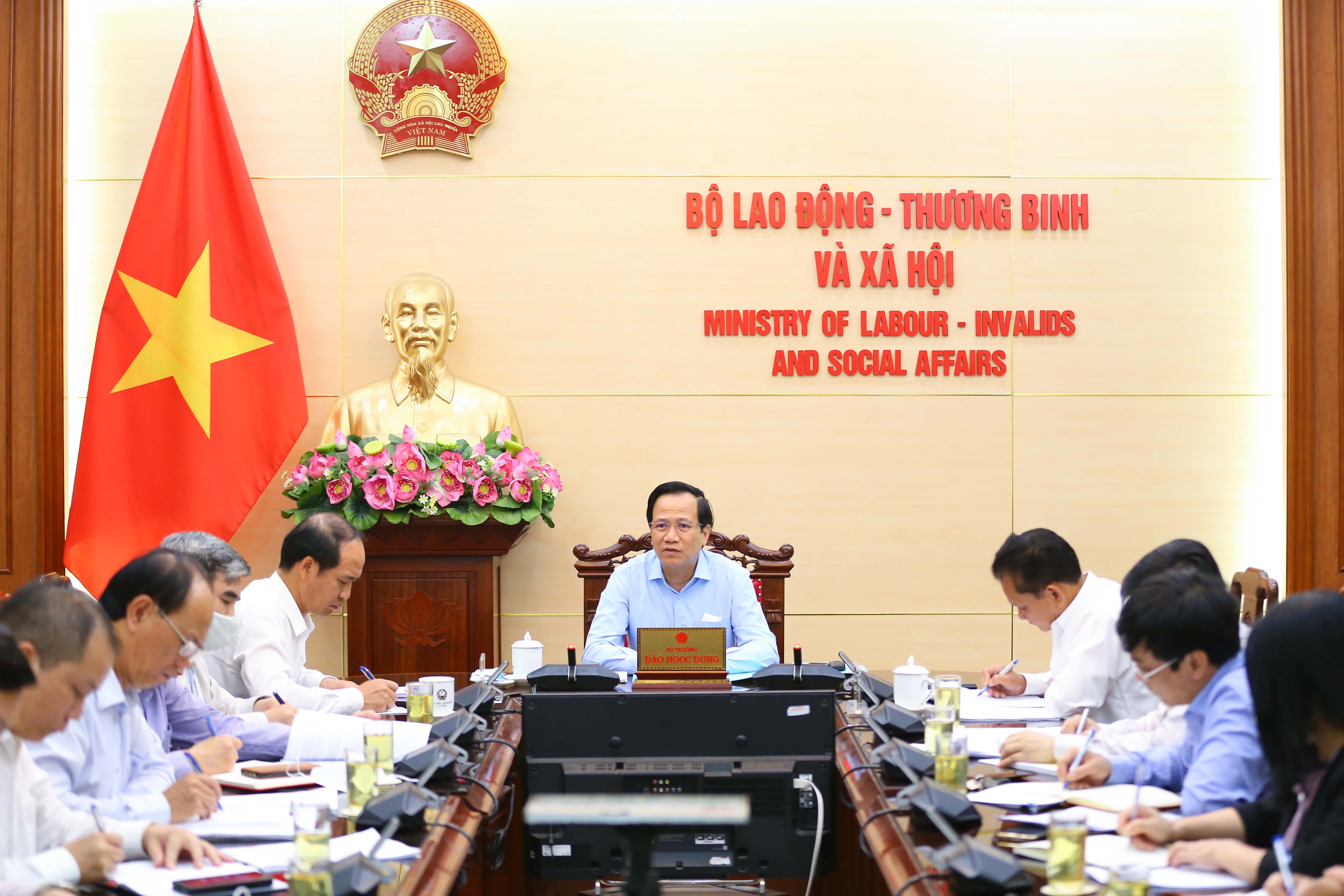 Bộ trưởng Đào Ngọc Dung: Phát triển kinh tế phải đi đôi với thực hiện tiến bộ và công bằng xã hội