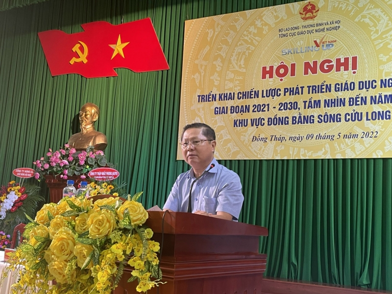 Thứ trưởng Bộ LĐ-TB&XH Lê Tấn Dũng phát biểu chỉ đạo tại hội nghị.