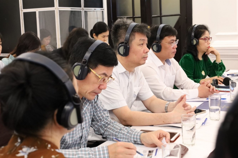 Các đại biểu thảo luận về các ưu tiên cho hợp tác trong tương lai trong lĩnh vực di cư lao động tại Việt Nam.