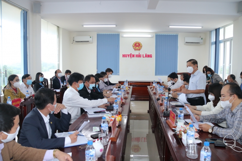 Đoàn công tác Bộ LĐ-TB&XH làm việc với huyện Hải Lăng, Quảng Trị về công tác hỗ trợ người dân gặp khó khăn do Covid-19