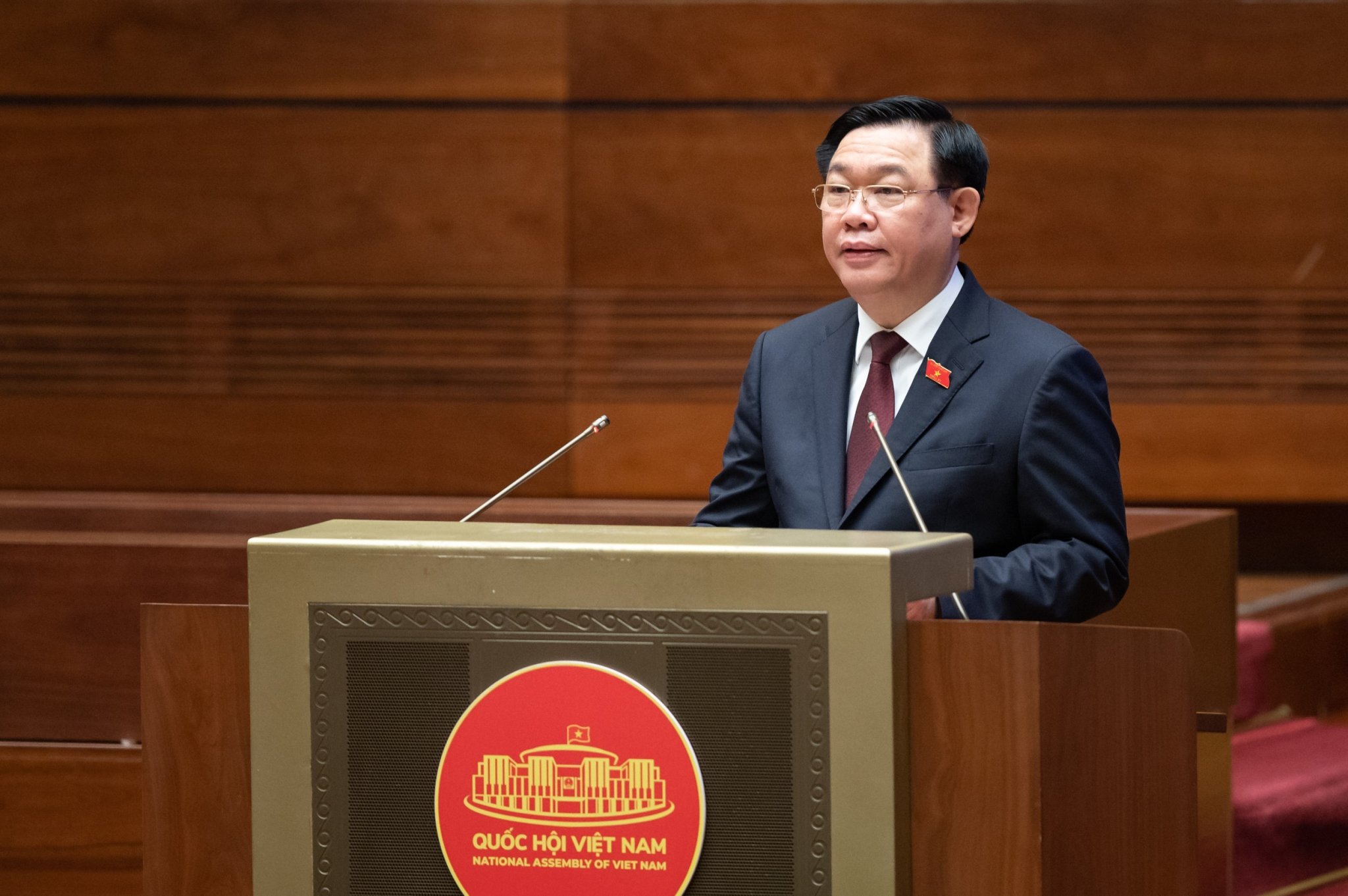 Bộ trưởng Đào Ngọc Dung trả lời đúng trọng tâm, giải trình đầy đủ, thỏa đáng các vấn đề mà đại biểu Quốc hội nêu