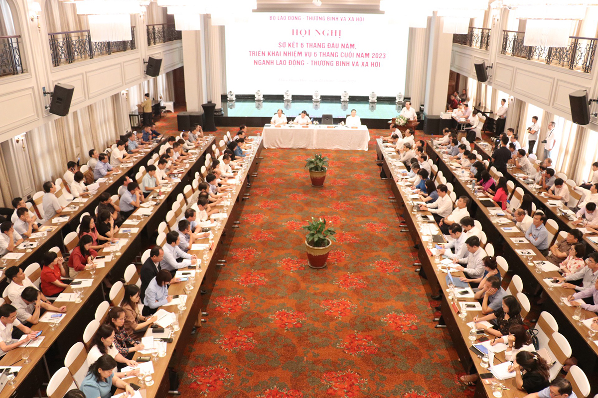 Hội nghị sơ kết 6 tháng đầu năm 2023 Ngành Lao động - Thương binh và Xã hội