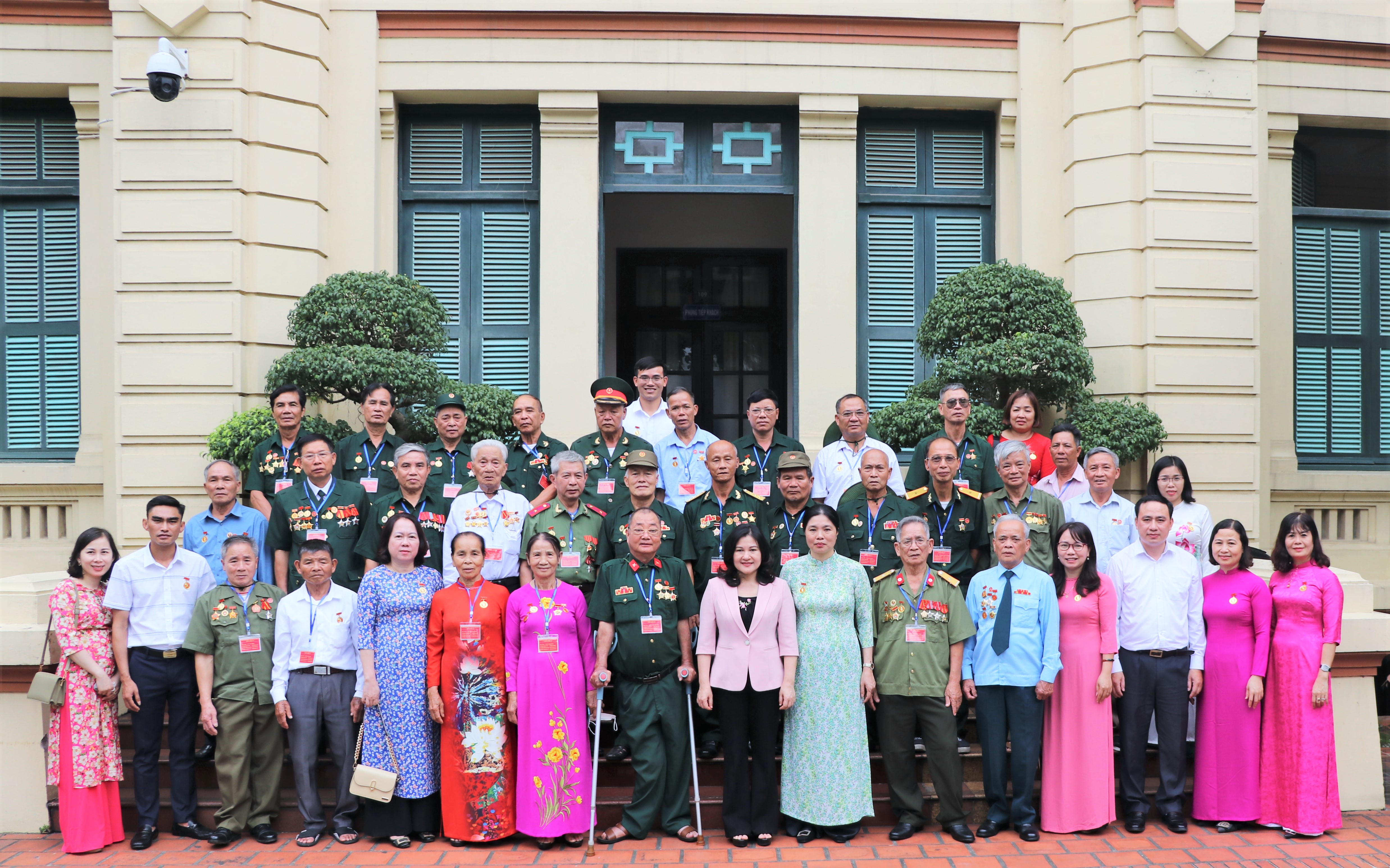 Thứ trưởng Nguyễn Thị Hà gặp mặt Đoàn đại biểu người có công tỉnh Nghệ An và Đắk Lắk