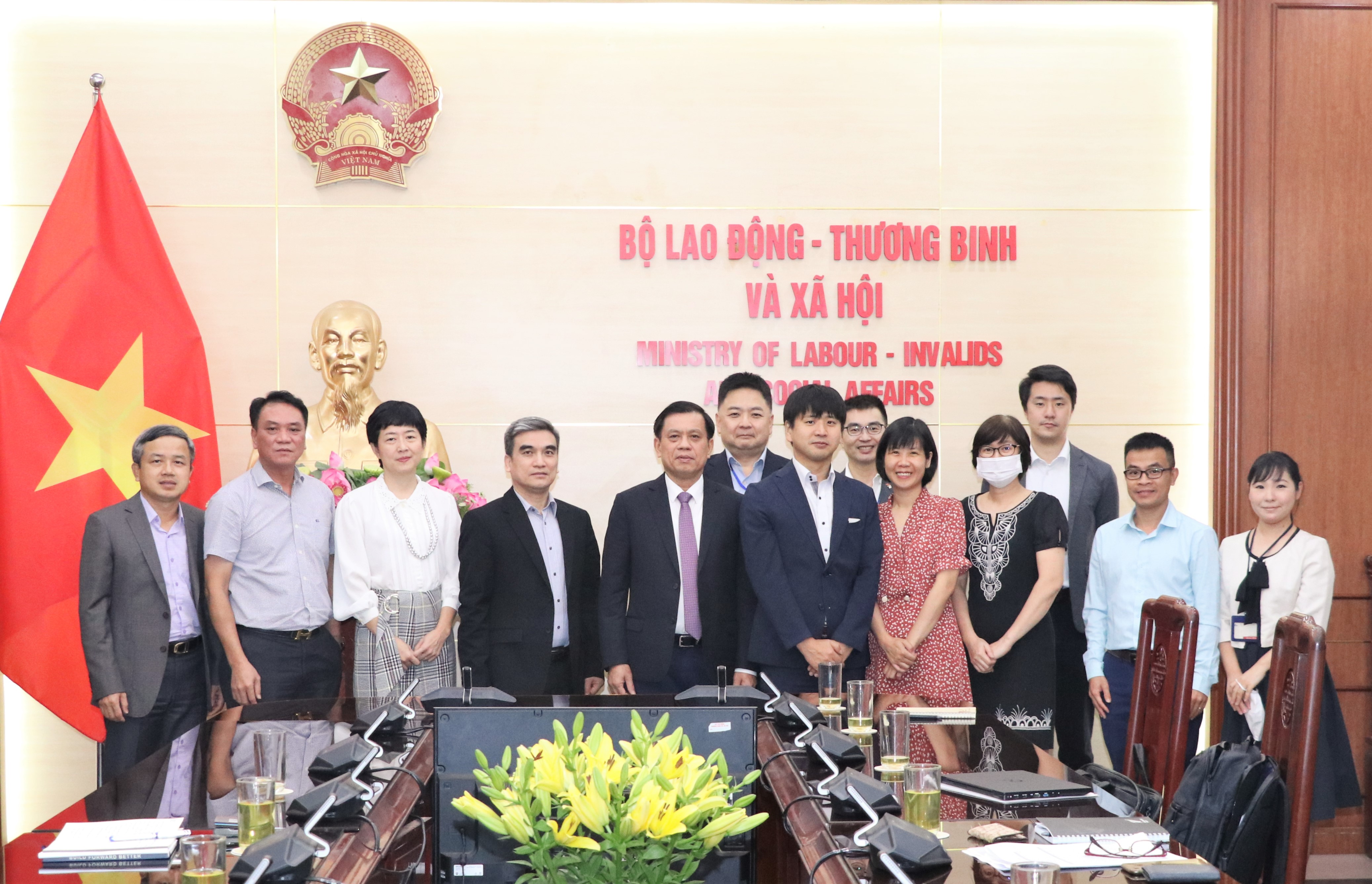 Thứ trưởng Nguyễn Bá Hoan tiếp Phó Trưởng đại diện Văn phòng JICA Việt Nam