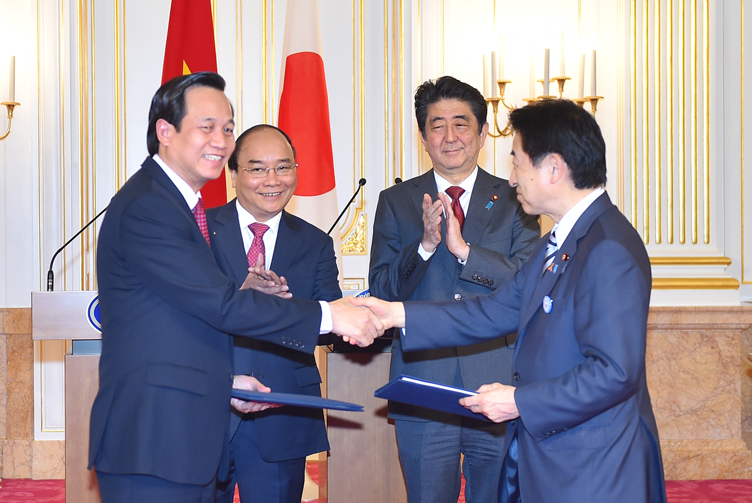 Dấu ấn Thủ tướng Abe trong thúc đẩy phát triển nguồn nhân lực Việt - Nhật