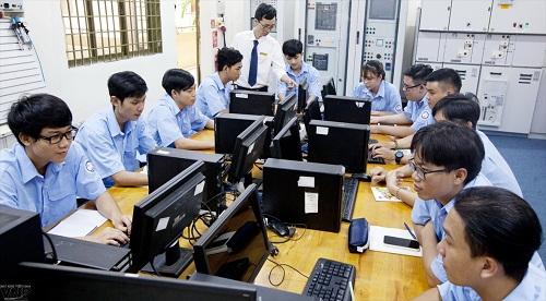 Bình Thuận phấn đấu 100% cơ sở hoạt động giáo dục nghề nghiệp được PBGDPL