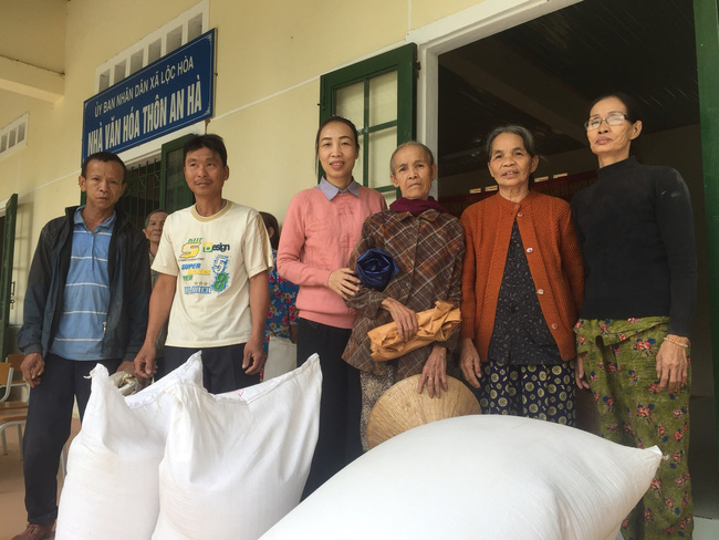 Thừa Thiên Huế: Phân bổ kịp thời lương thực hỗ trợ người dân chịu ảnh hưởng mưa lũ